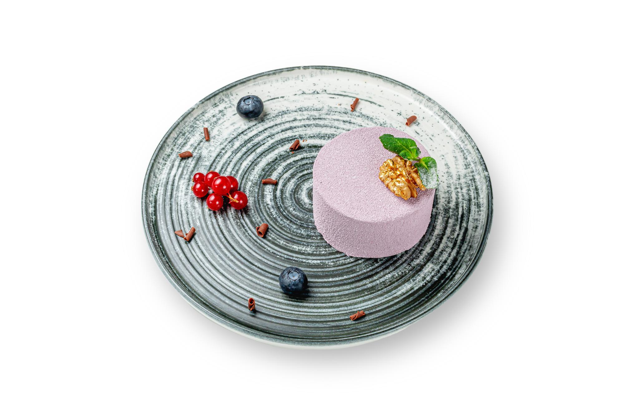 Neat plated dish prepared with precise modern tools